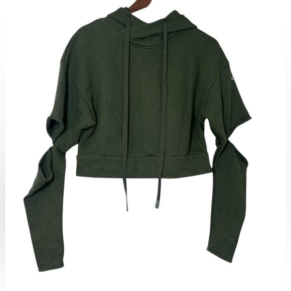 ALO Yoga Peak Off-The-Grid Cutout Hoodie Sweatshirt Olive Green Sz Small Cropped - Picture 3 of 11